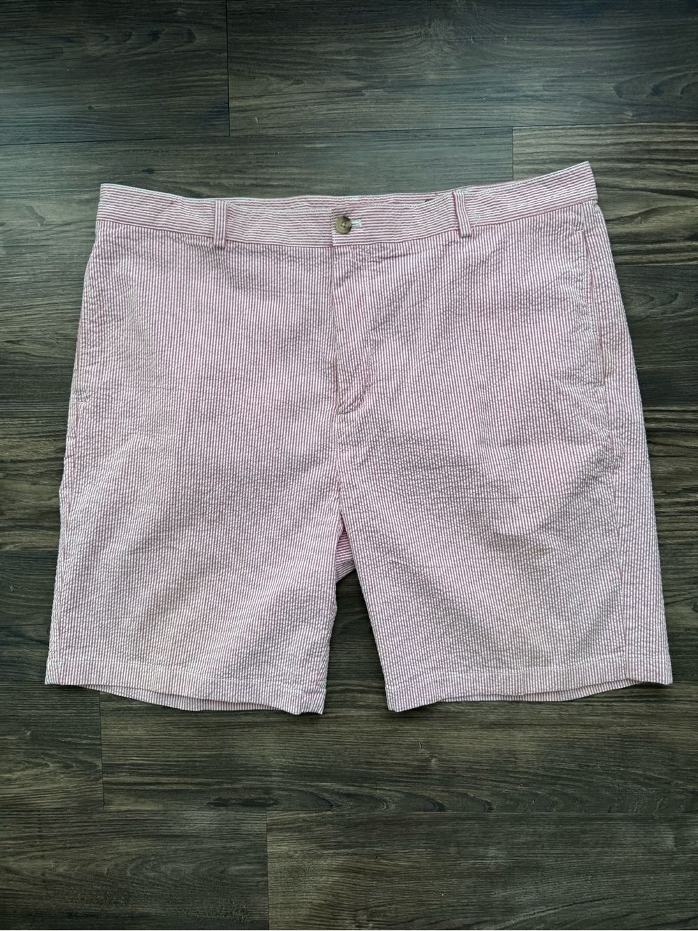 Vineyard Vines Light Pink Seersucker Flat-Front Shorts